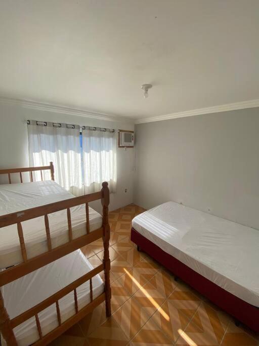 Casa Mamore Praia De Zimbros 邦比尼亚斯 外观 照片