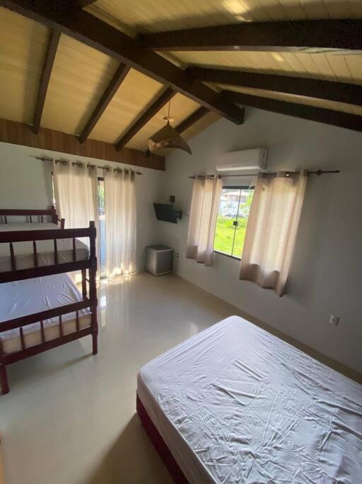 Casa Mamore Praia De Zimbros 邦比尼亚斯 外观 照片